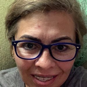 Meet your Posher, Angie